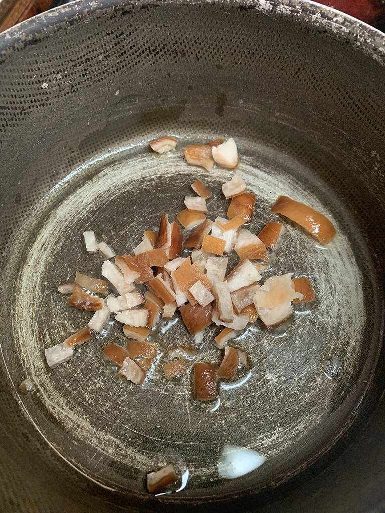 bacon in a pot 